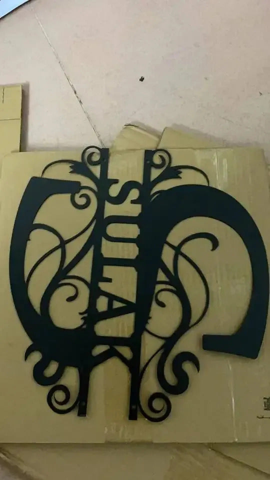 Personalized Name Metal Iron Monogram Sign Custom Outdoor Hanging Family Name Sign Garden Door Sign Wedding Party Wall Iron Decor